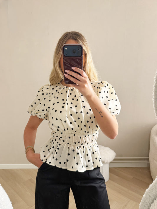 Polka dot top beige